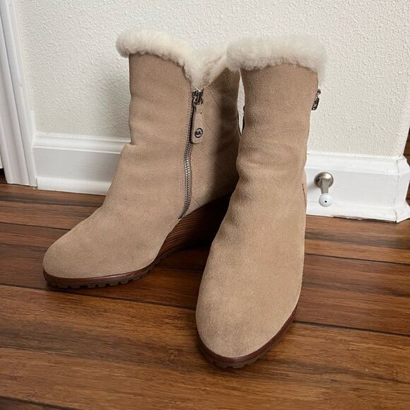 MICHAEL KORS Whitaker Wedge Dark Khaki 7.5 - Picture 1 of 9